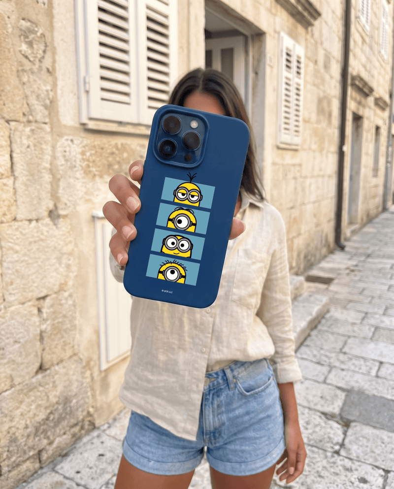 Funda Tough Minions Moods – vista trasera con detalle de protección reforzada

